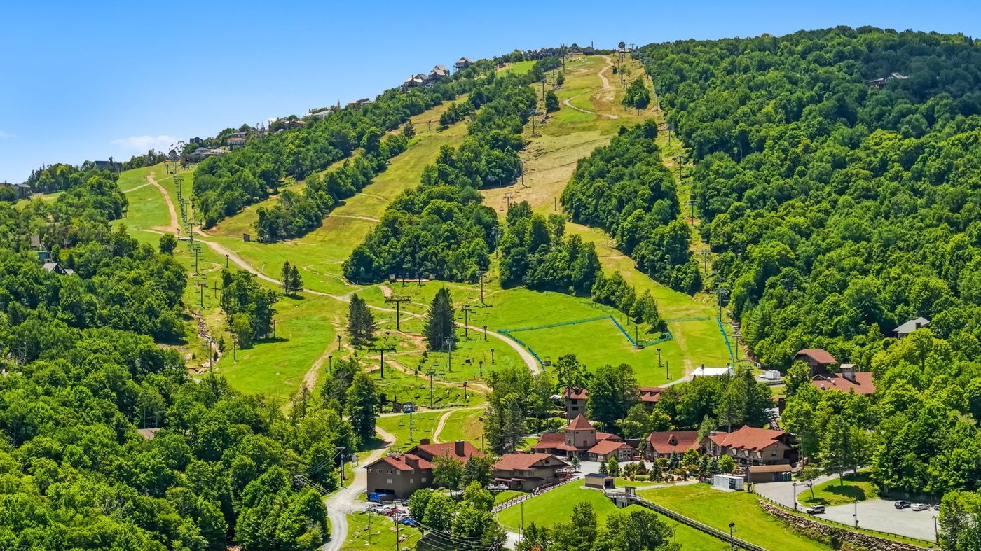 The LayLow Beech Mountain photo 16